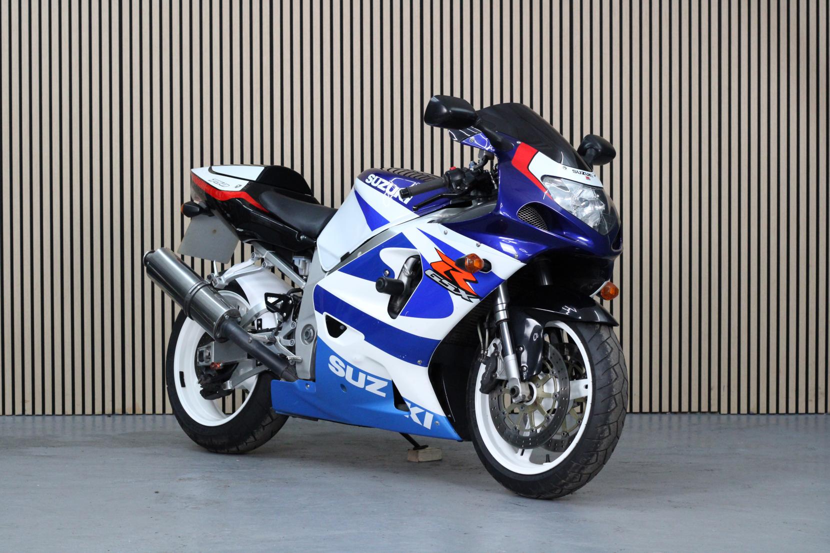 Suzuki GSX-R750 750cc Super Sports (2001)