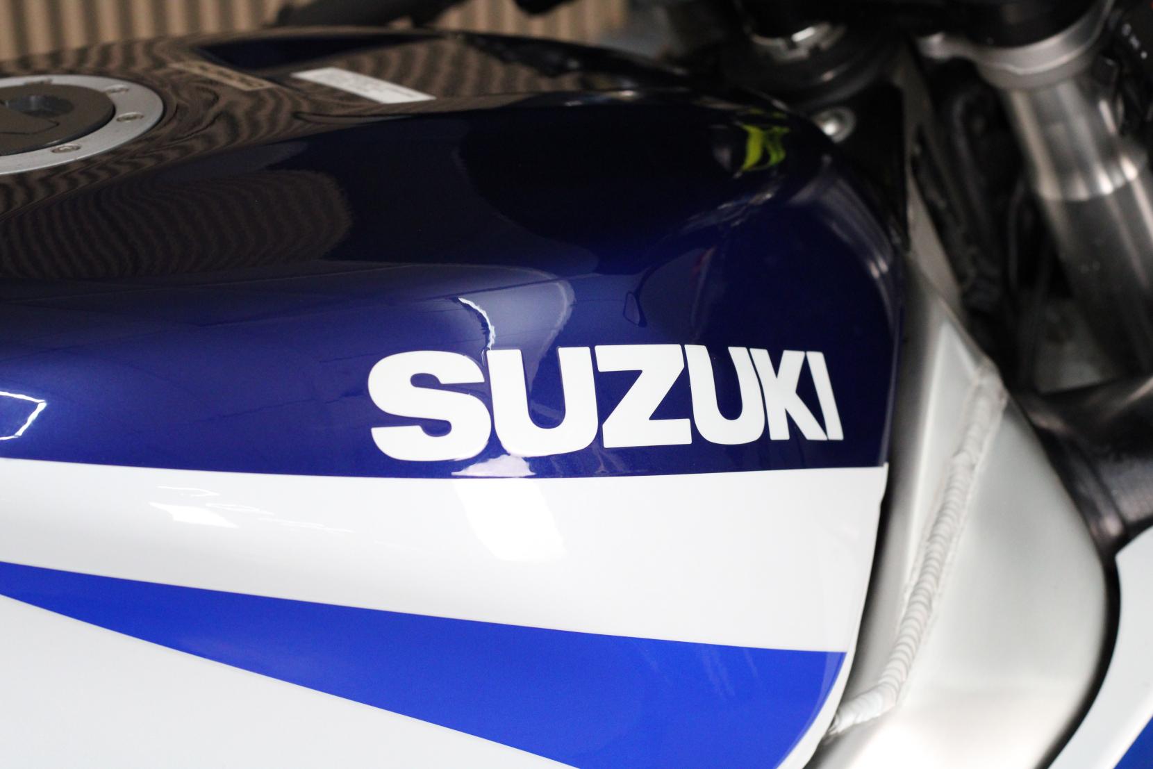Suzuki GSX-R750 750cc Super Sports (2001)
