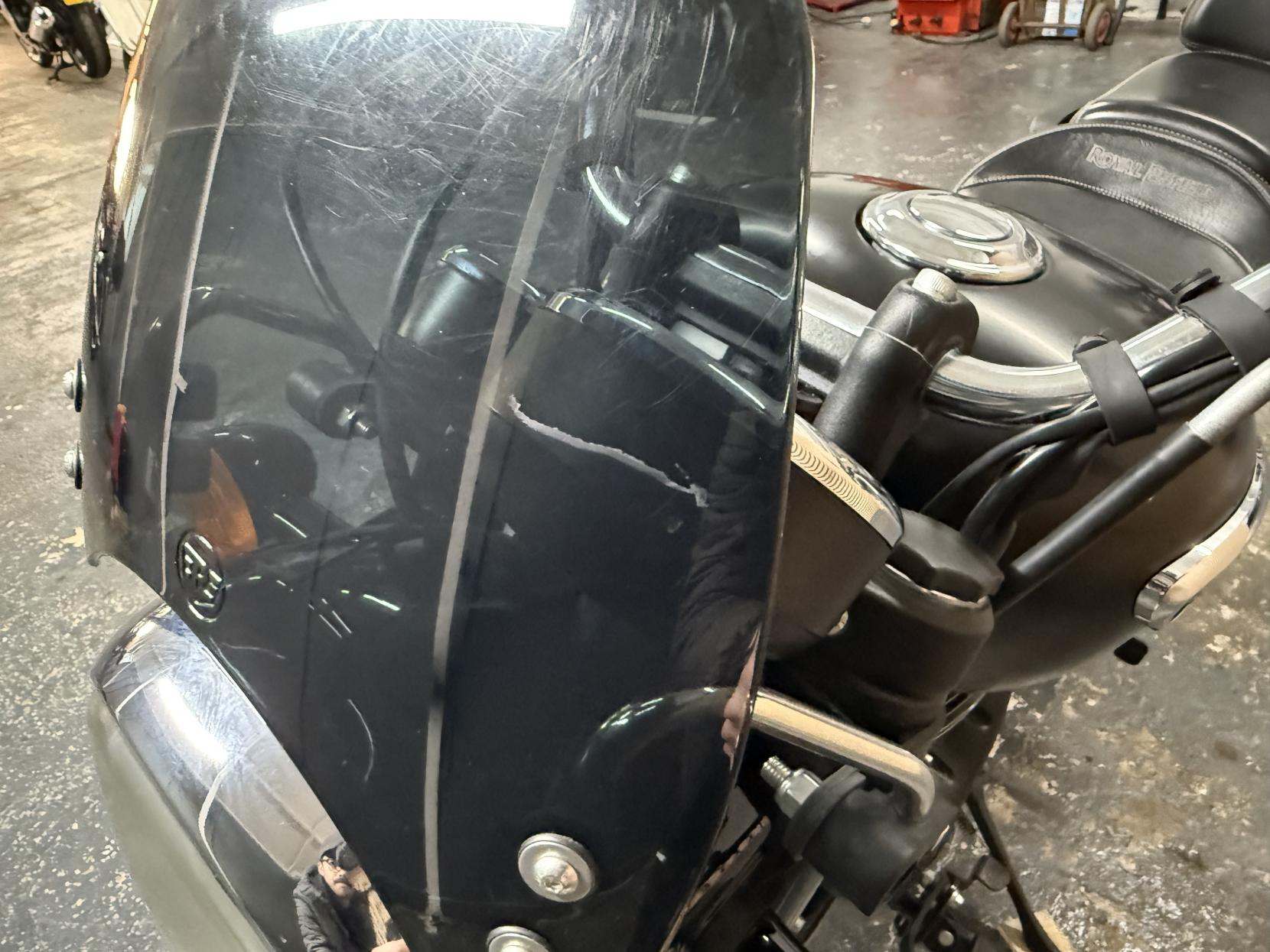 Royal Enfield Meteor 350 350 Roadster/Retro Petrol Manual Euro 5 (20 ps)