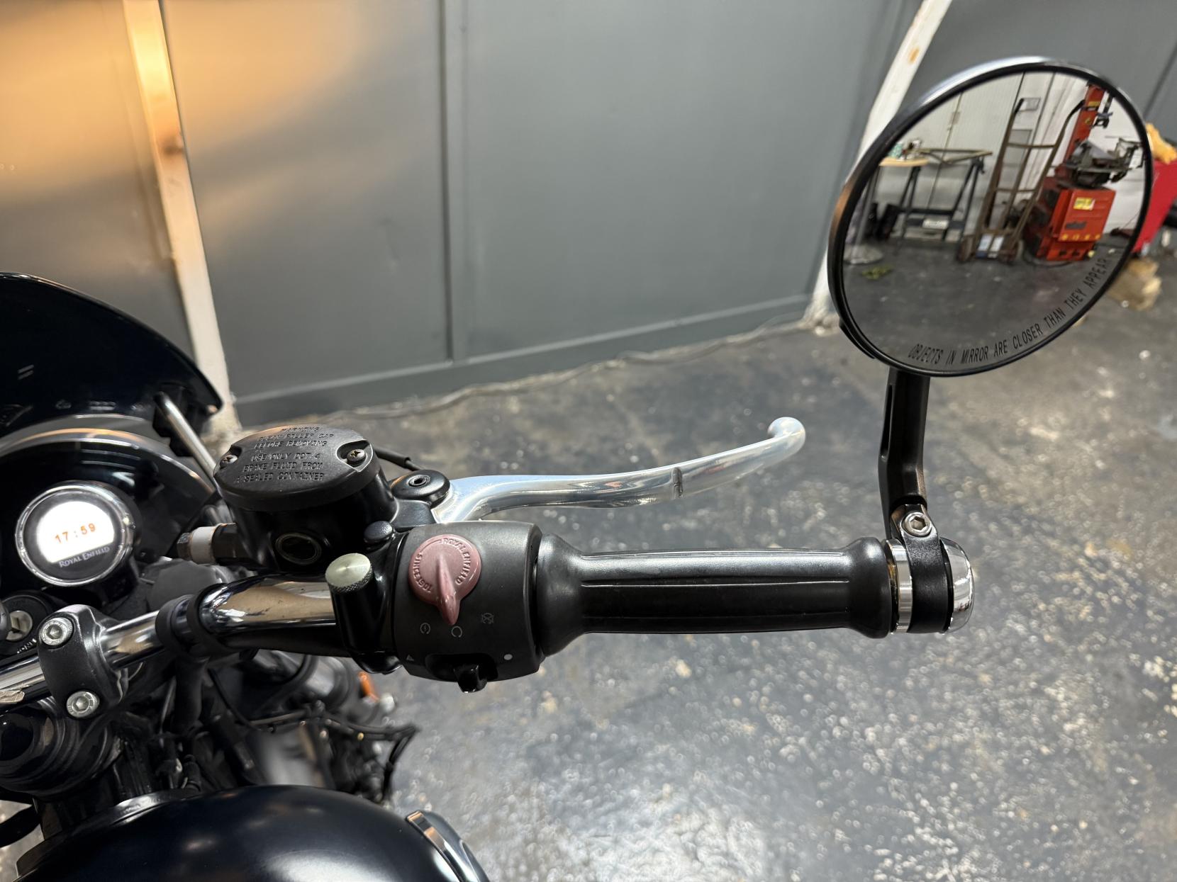 Royal Enfield Meteor 350 350 Roadster/Retro Petrol Manual Euro 5 (20 ps)