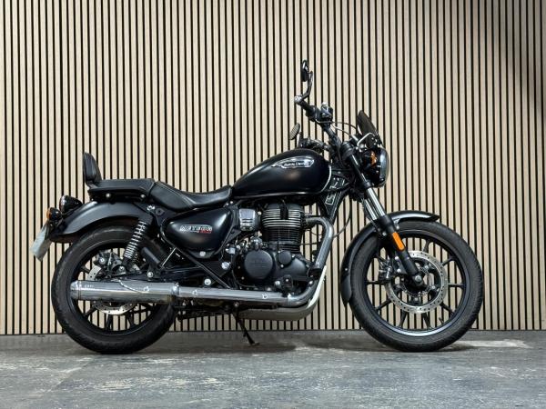 Royal Enfield Meteor 350 350 Roadster/Retro Petrol Manual Euro 5 (20 ps)