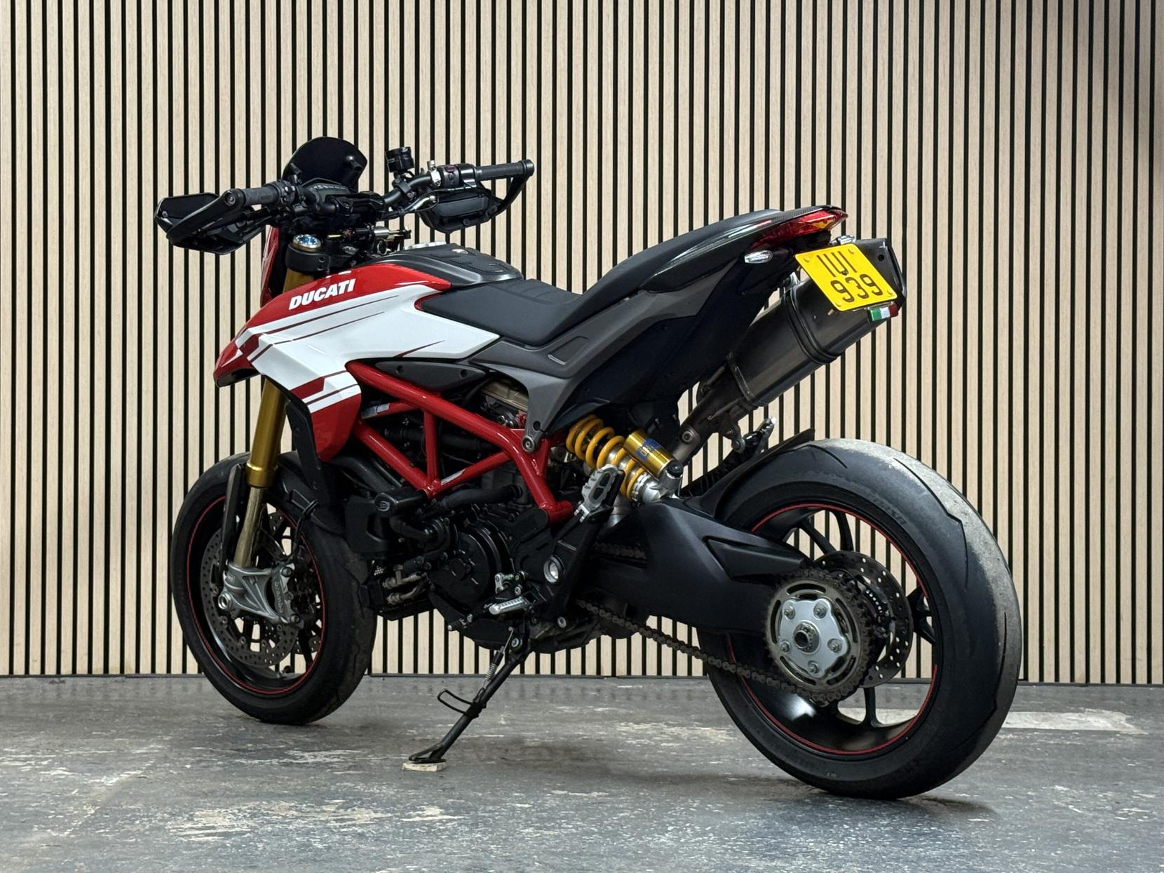 Ducati Hypermotard 939 939 SP Naked Petrol Manual Euro 4 (110 ps)