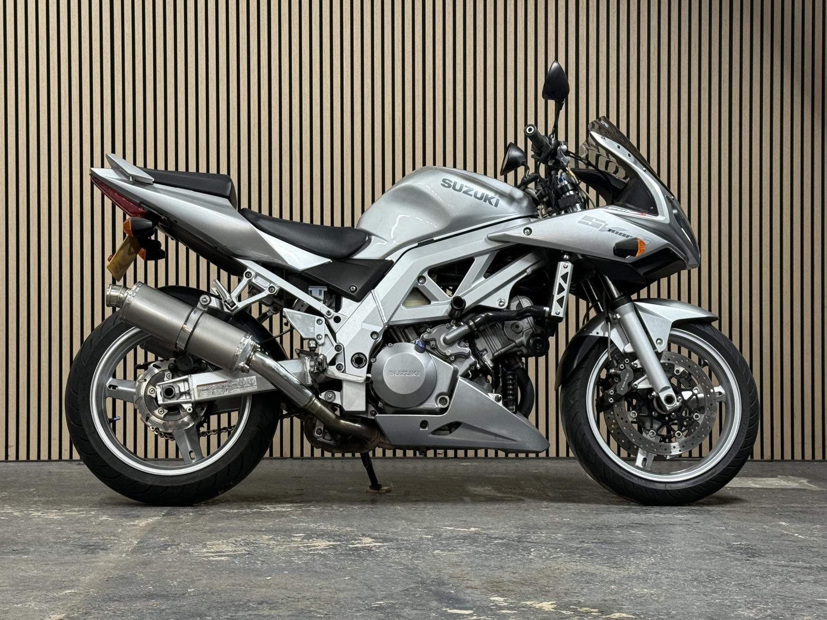 Suzuki SV1000S 1000cc