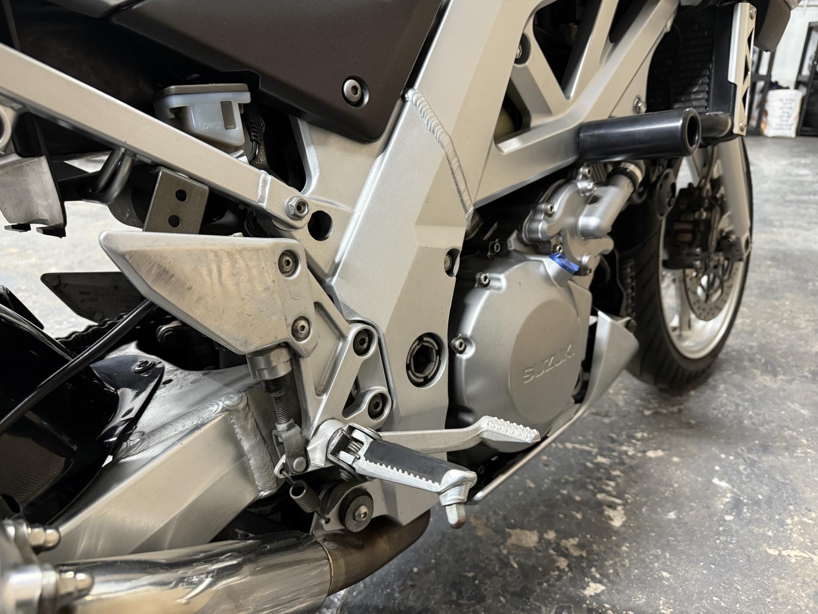 Suzuki SV1000S 1000cc