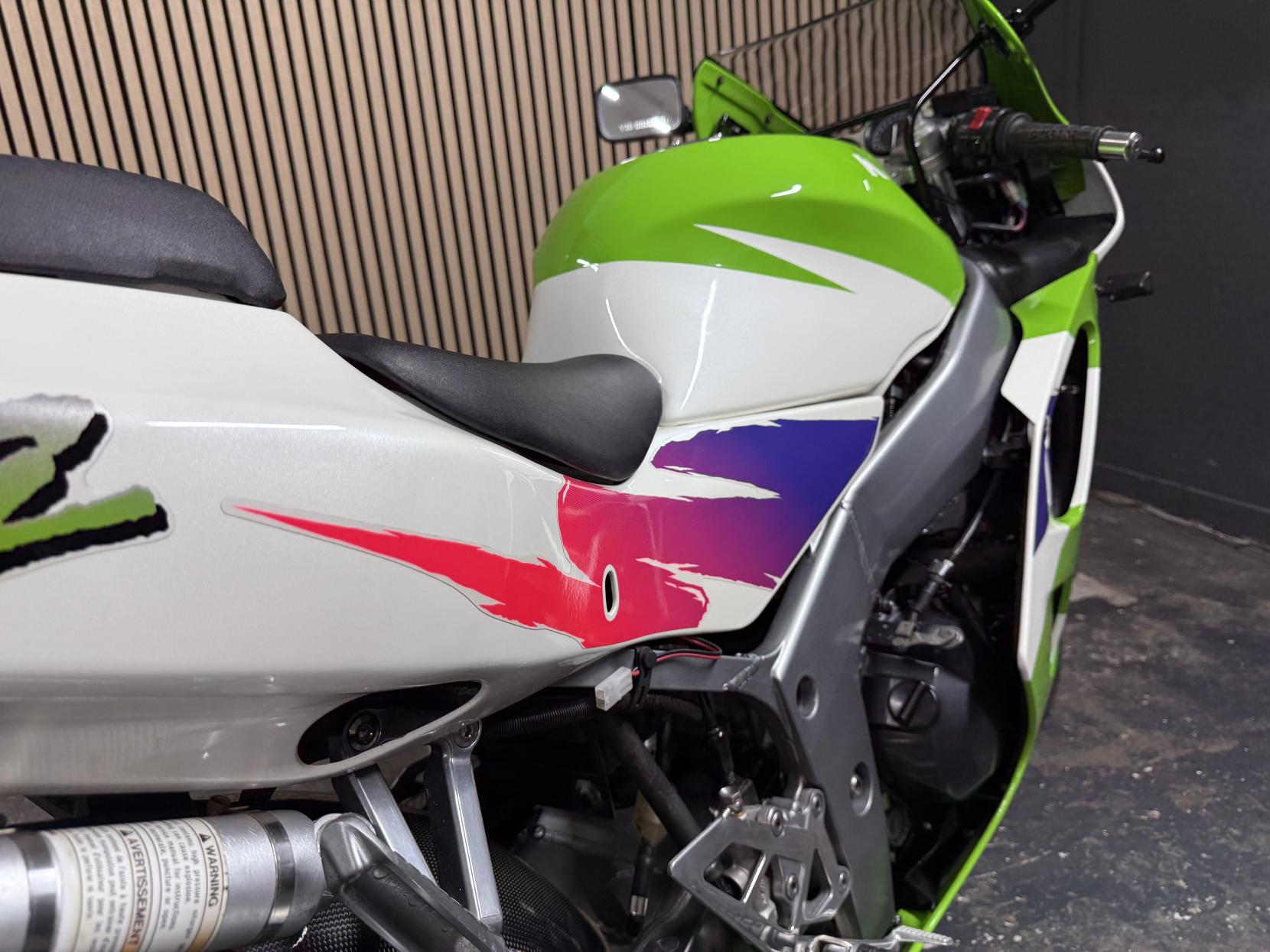 Kawasaki Ninja ZX-6R Super Sports (1996 - 2006)