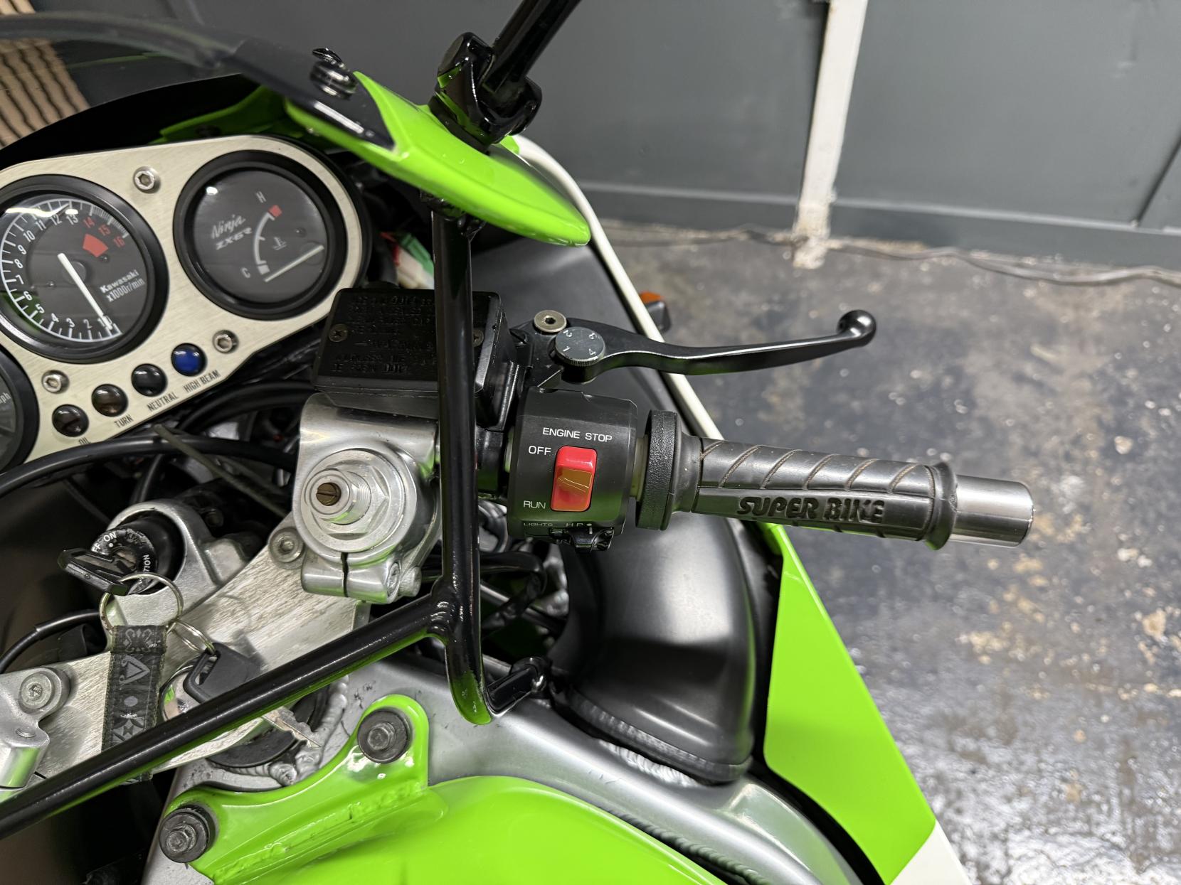 Kawasaki Ninja ZX-6R Super Sports (1996 - 2006)