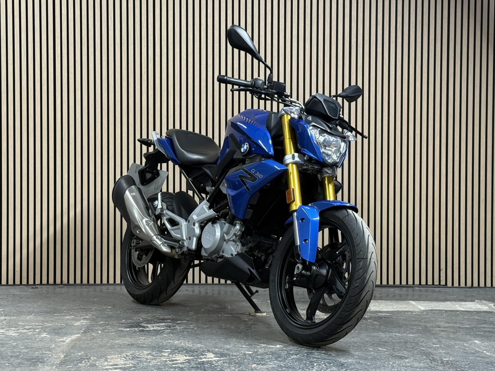 BMW G 310 R 310 Naked Petrol Manual Euro 4 (34 ps)