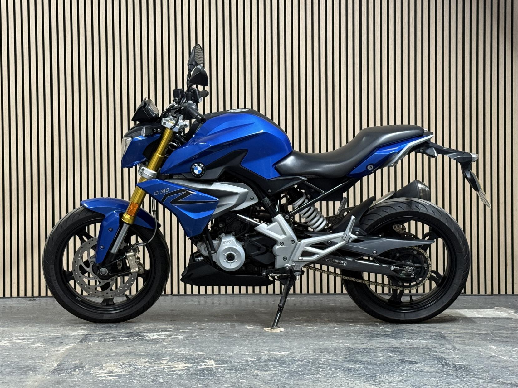 BMW G 310 R 310 Naked Petrol Manual Euro 4 (34 ps)