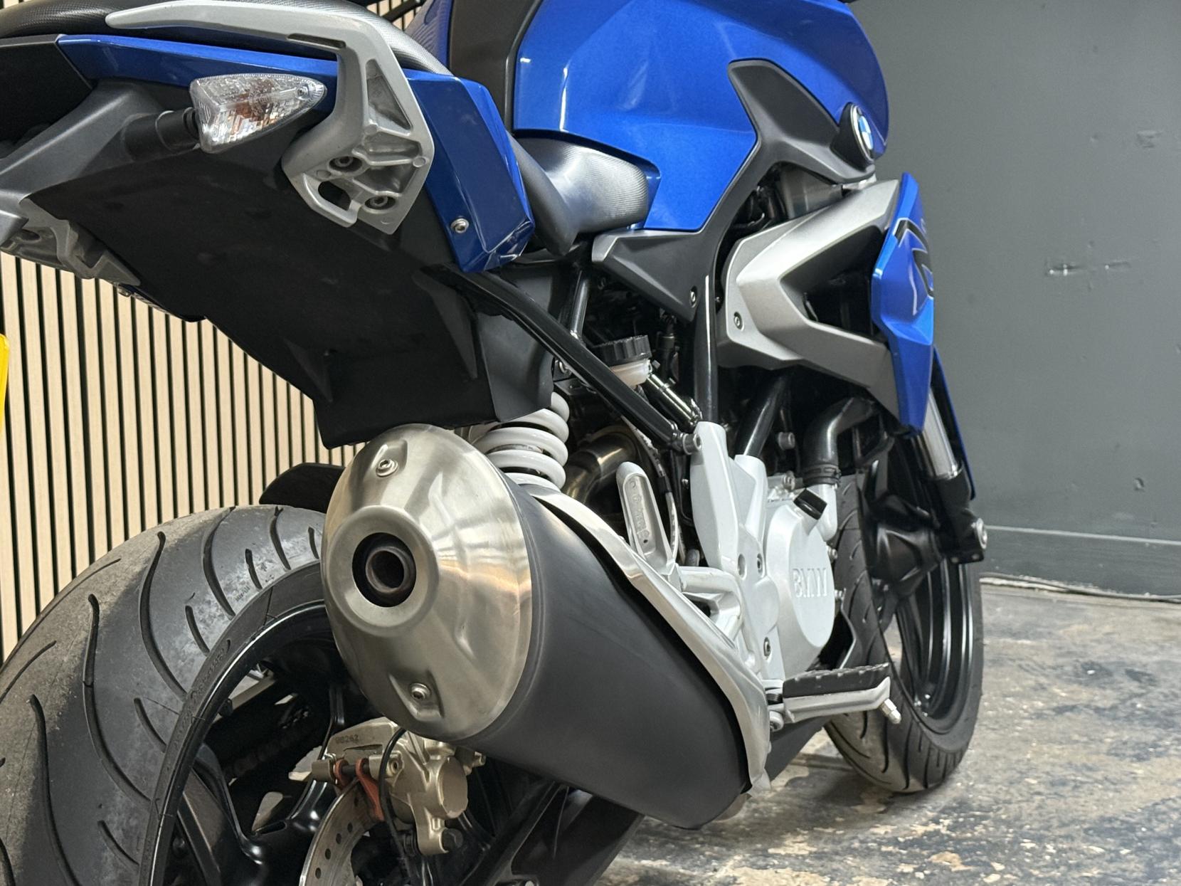 BMW G 310 R 310 Naked Petrol Manual Euro 4 (34 ps)