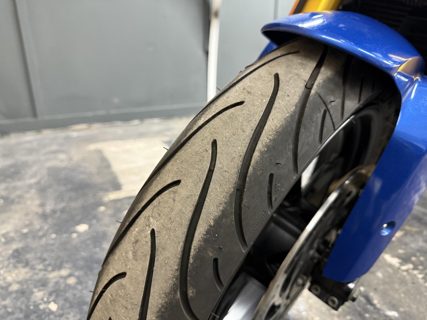 BMW G 310 R 310 Naked Petrol Manual Euro 4 (34 ps)