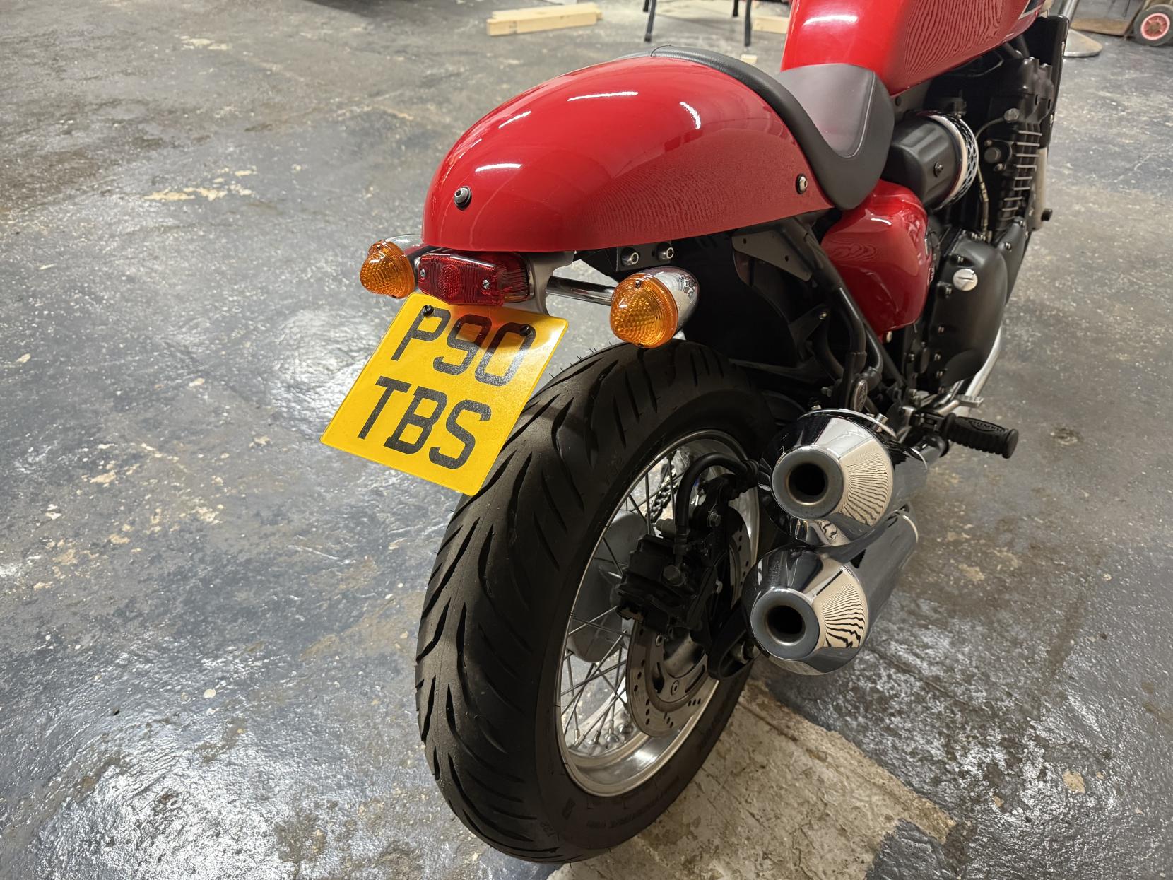 Triumph Thunderbird Sport 900 Roadster/Retro Petrol Manual