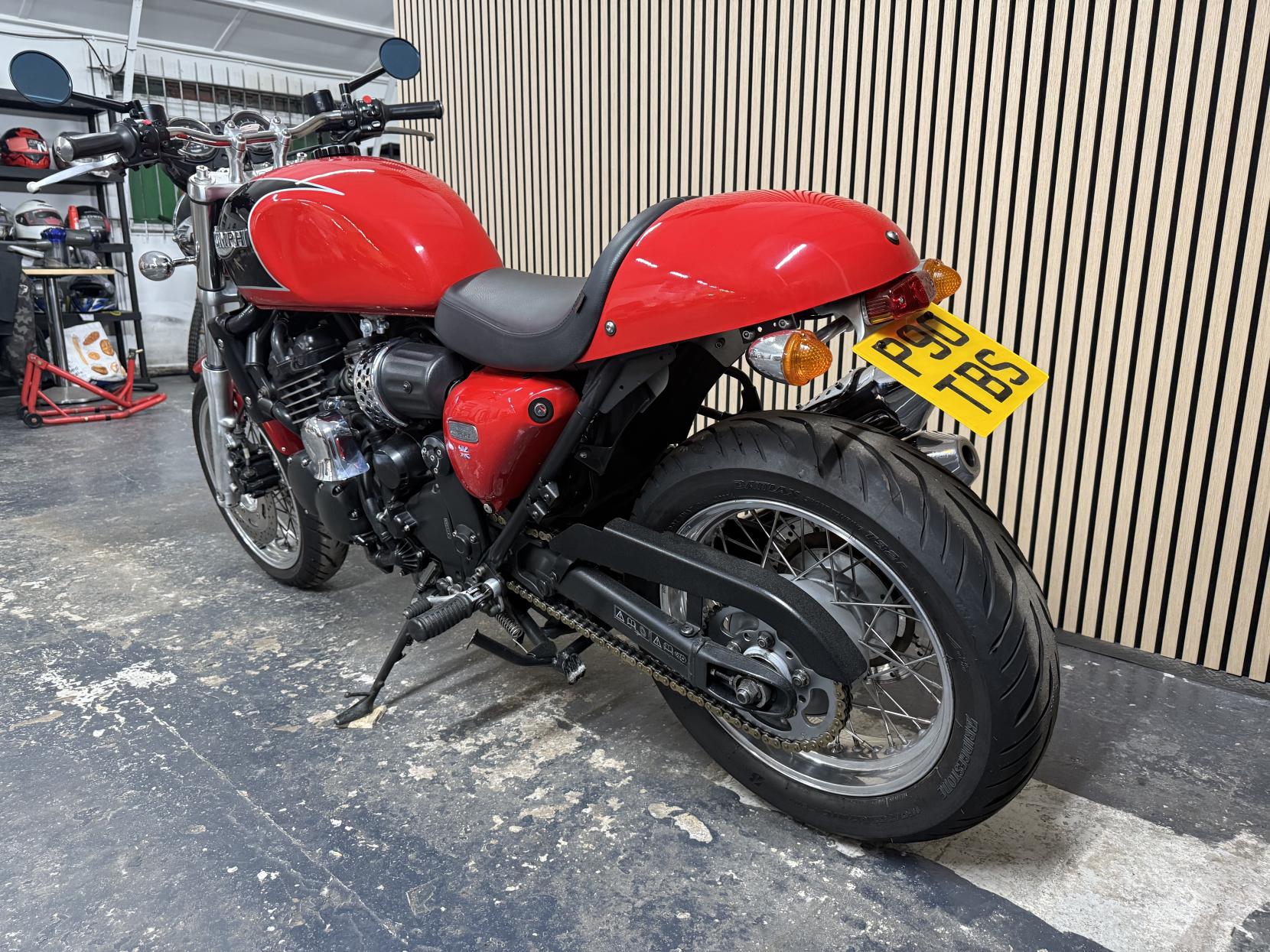 Triumph Thunderbird Sport 900 Roadster/Retro Petrol Manual