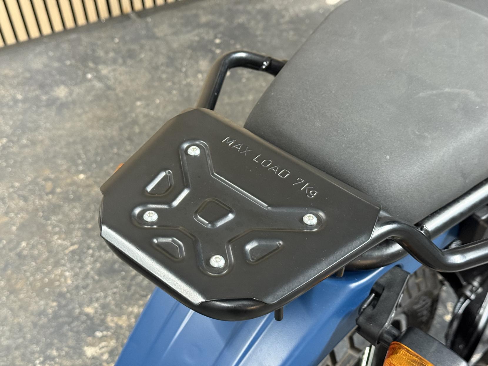 Royal Enfield Himalayan 411 411 Adventure Petrol Manual Euro 5 (24 ps)