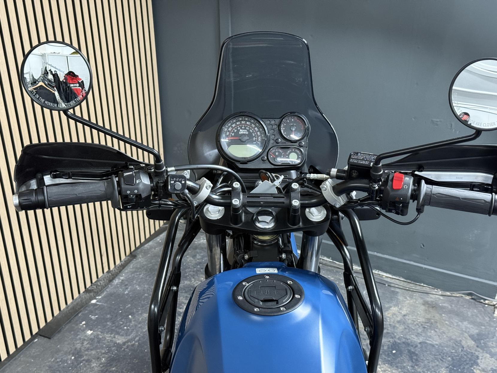 Royal Enfield Himalayan 411 411 Adventure Petrol Manual Euro 5 (24 ps)