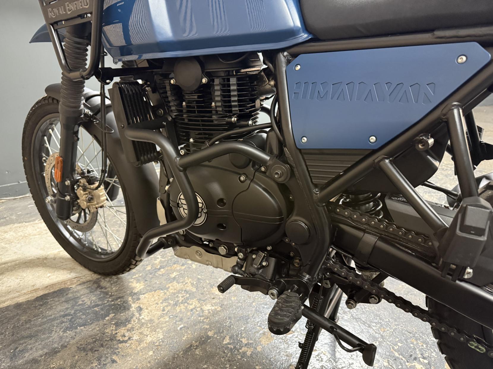 Royal Enfield Himalayan 411 411 Adventure Petrol Manual Euro 5 (24 ps)