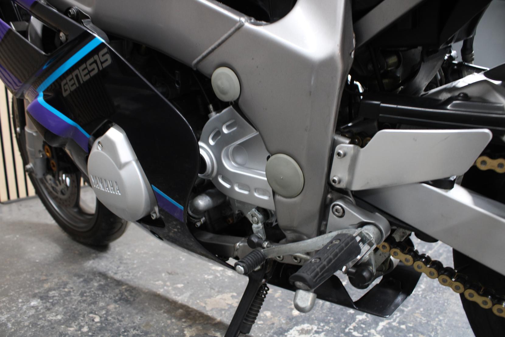 Yamaha FZR600 600 Sports Tourer (1989 - 1994)