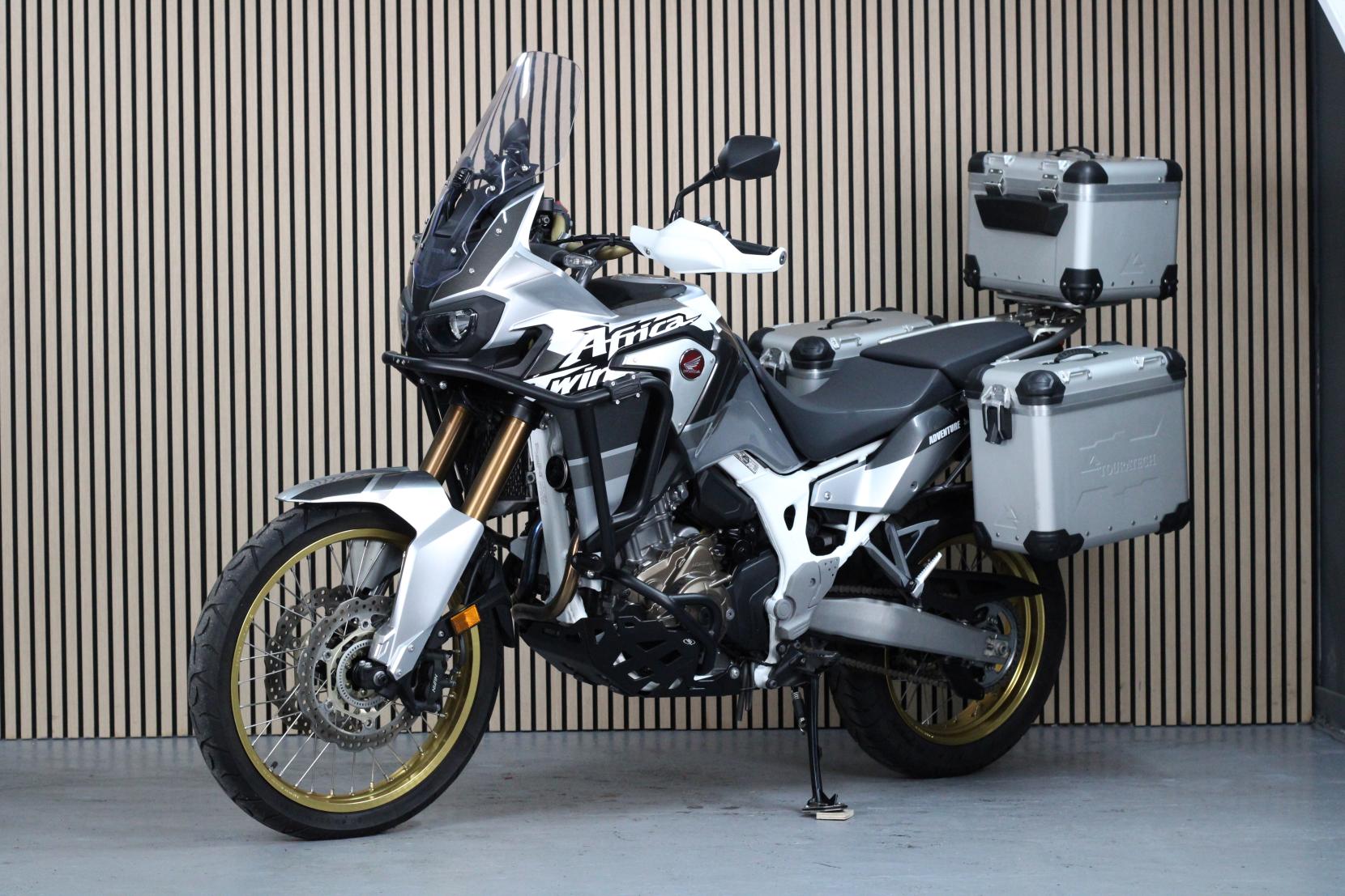 Honda CRF1000L Africa Twin 1000 Adventure Petrol Automatic Euro 4 (95 ps)