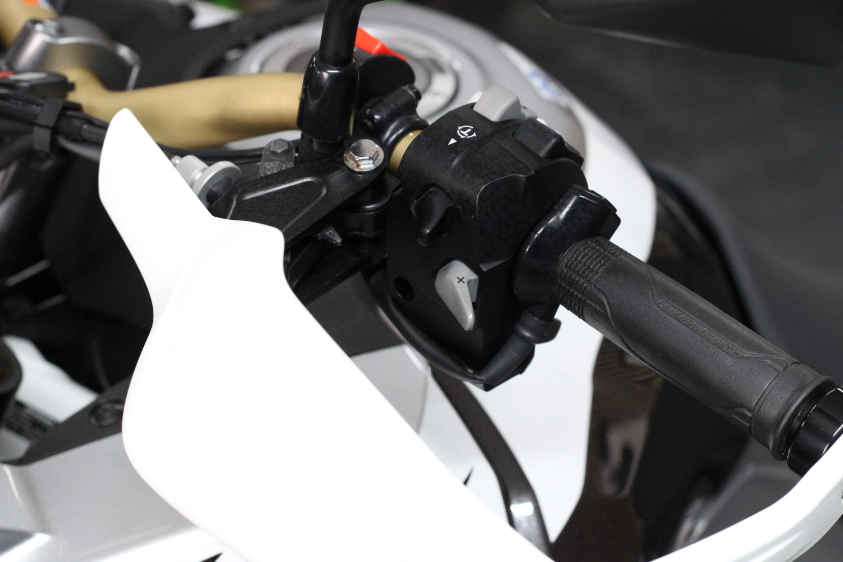 Honda CRF1000L Africa Twin 1000 Adventure Petrol Automatic Euro 4 (95 ps)