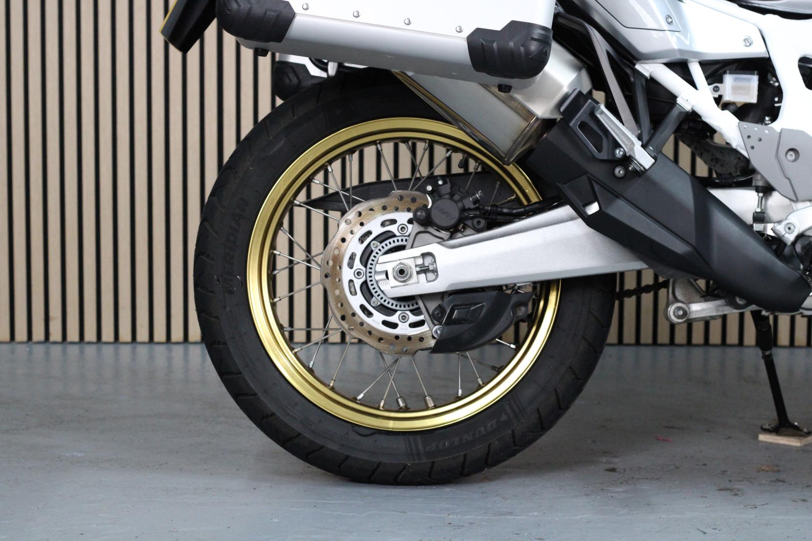 Honda CRF1000L Africa Twin 1000 Adventure Petrol Automatic Euro 4 (95 ps)