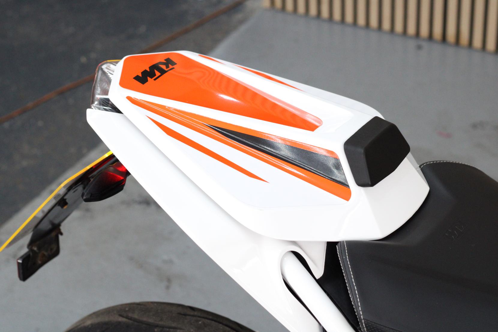 KTM 390 Duke 390 Naked Petrol Manual Euro 4 (43 ps)