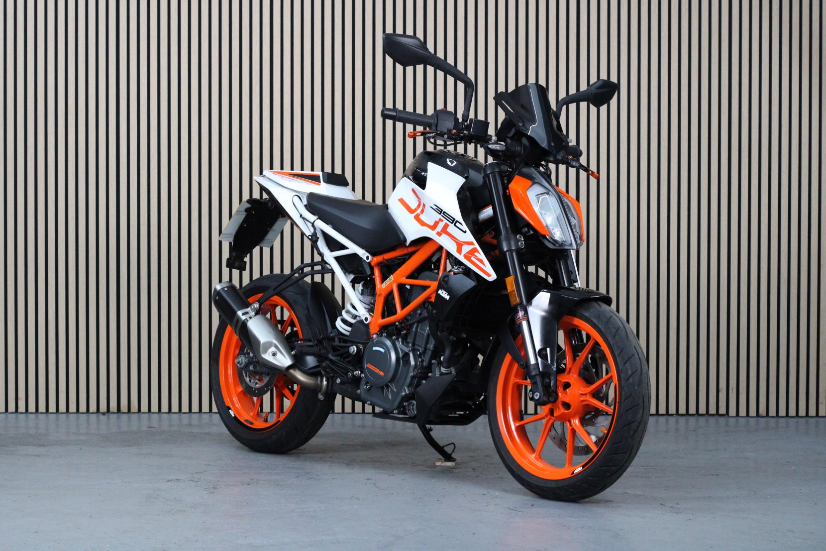 KTM 390 Duke 390 Naked Petrol Manual Euro 4 (43 ps)