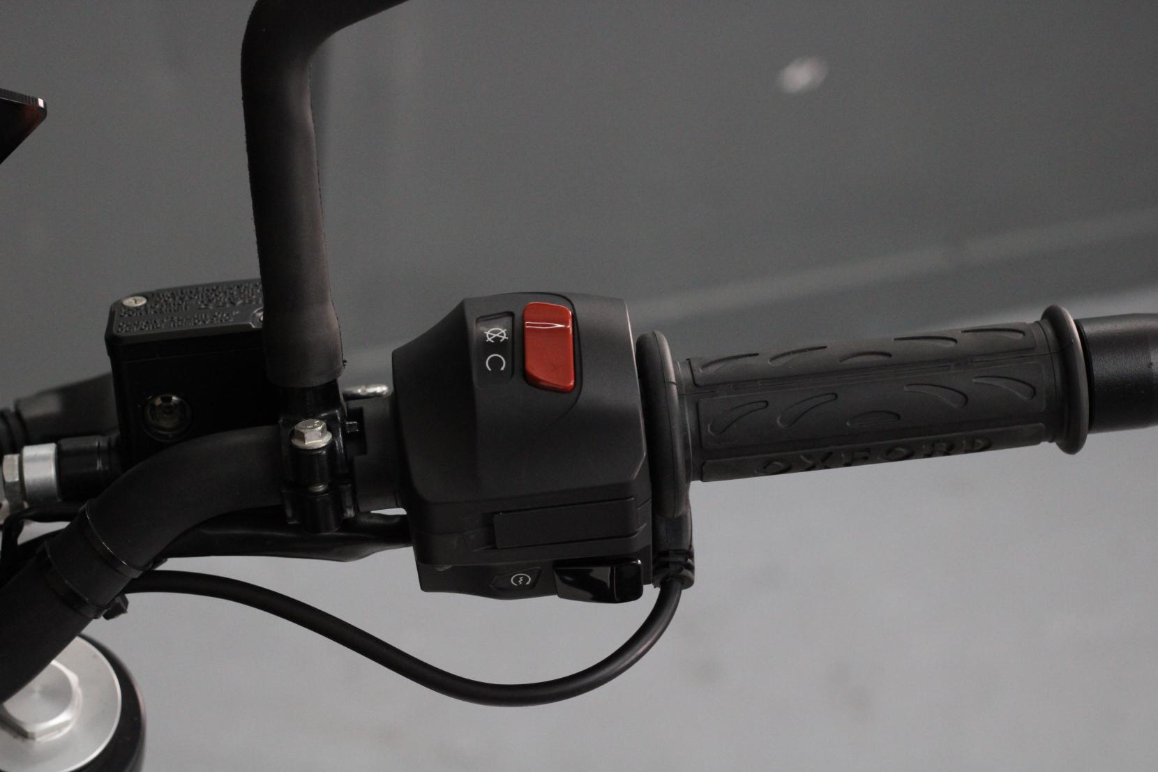 KTM 390 Duke 390 Naked Petrol Manual Euro 4 (43 ps)