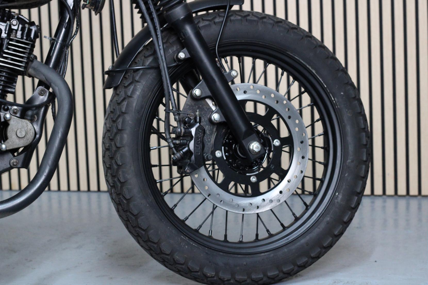 Mutt Mongrel 125 125 Roadster/Retro Petrol Manual O-Ring Euro 4 (12 ps)