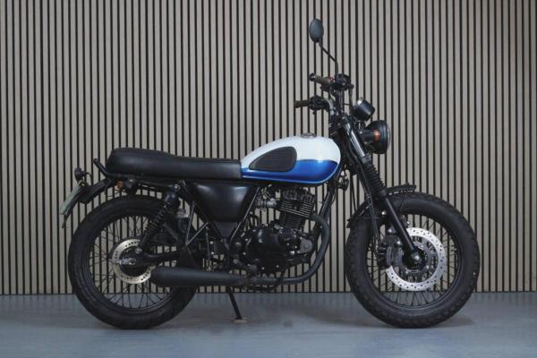 Mutt Mongrel 125 125 Roadster/Retro Petrol Manual O-Ring Euro 4 (12 ps)