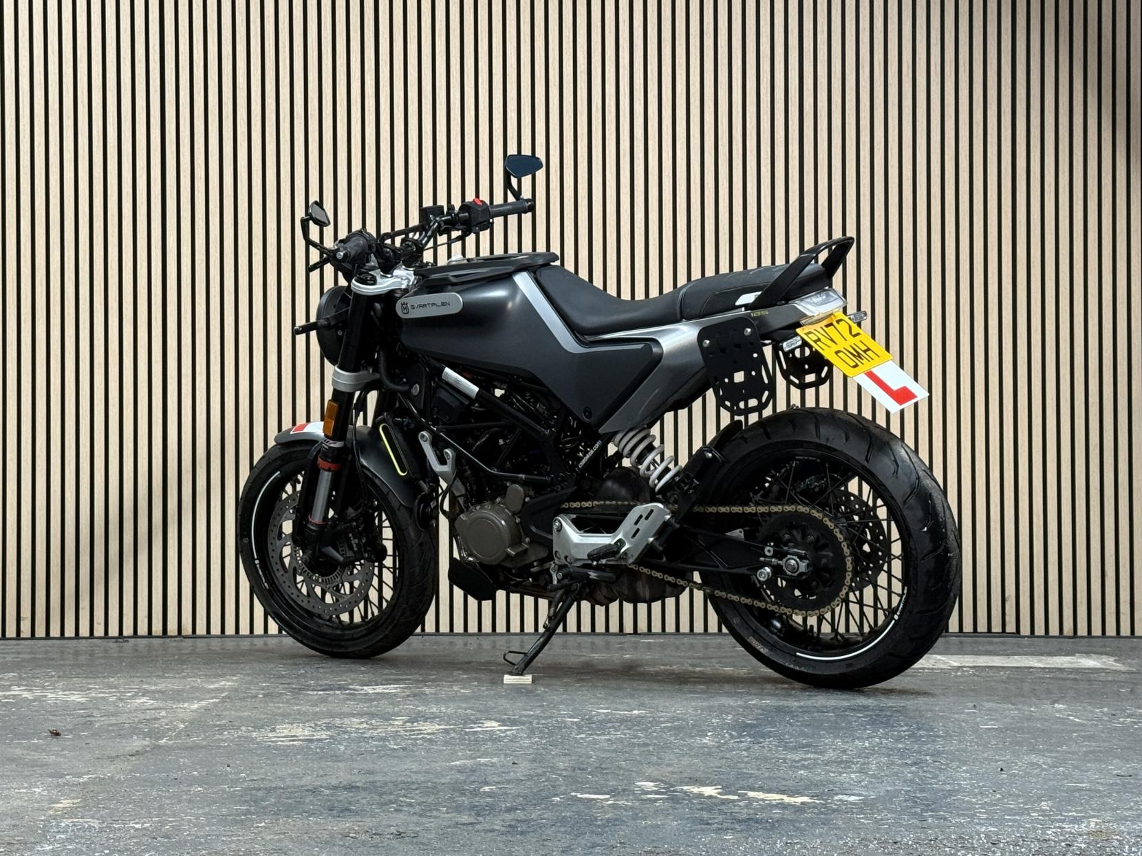 Husqvarna Svartpilen 125 125 Naked Petrol Manual Euro 5 (15 ps)