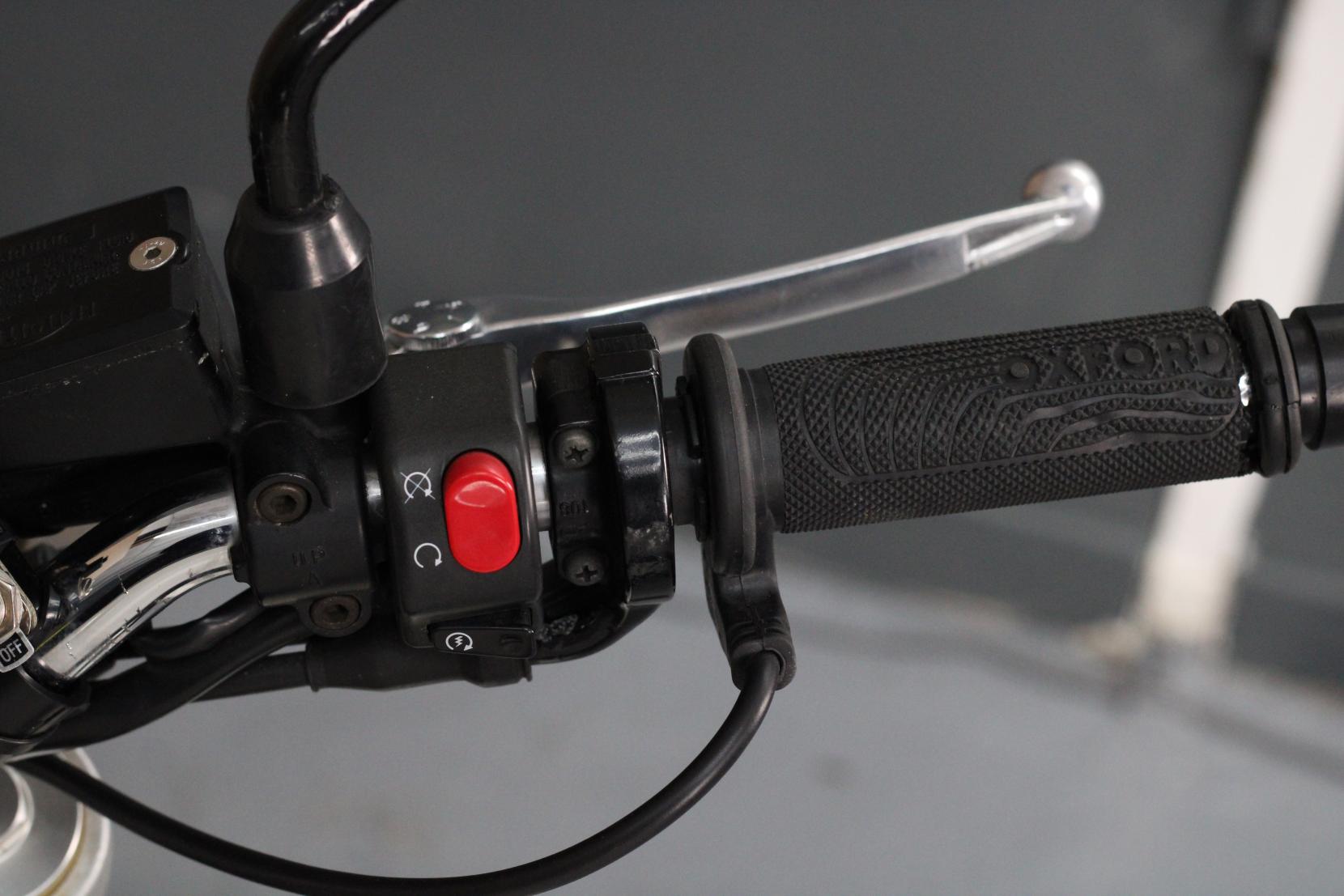 Triumph Street Triple 675 675 Naked Petrol Manual (106 ps)