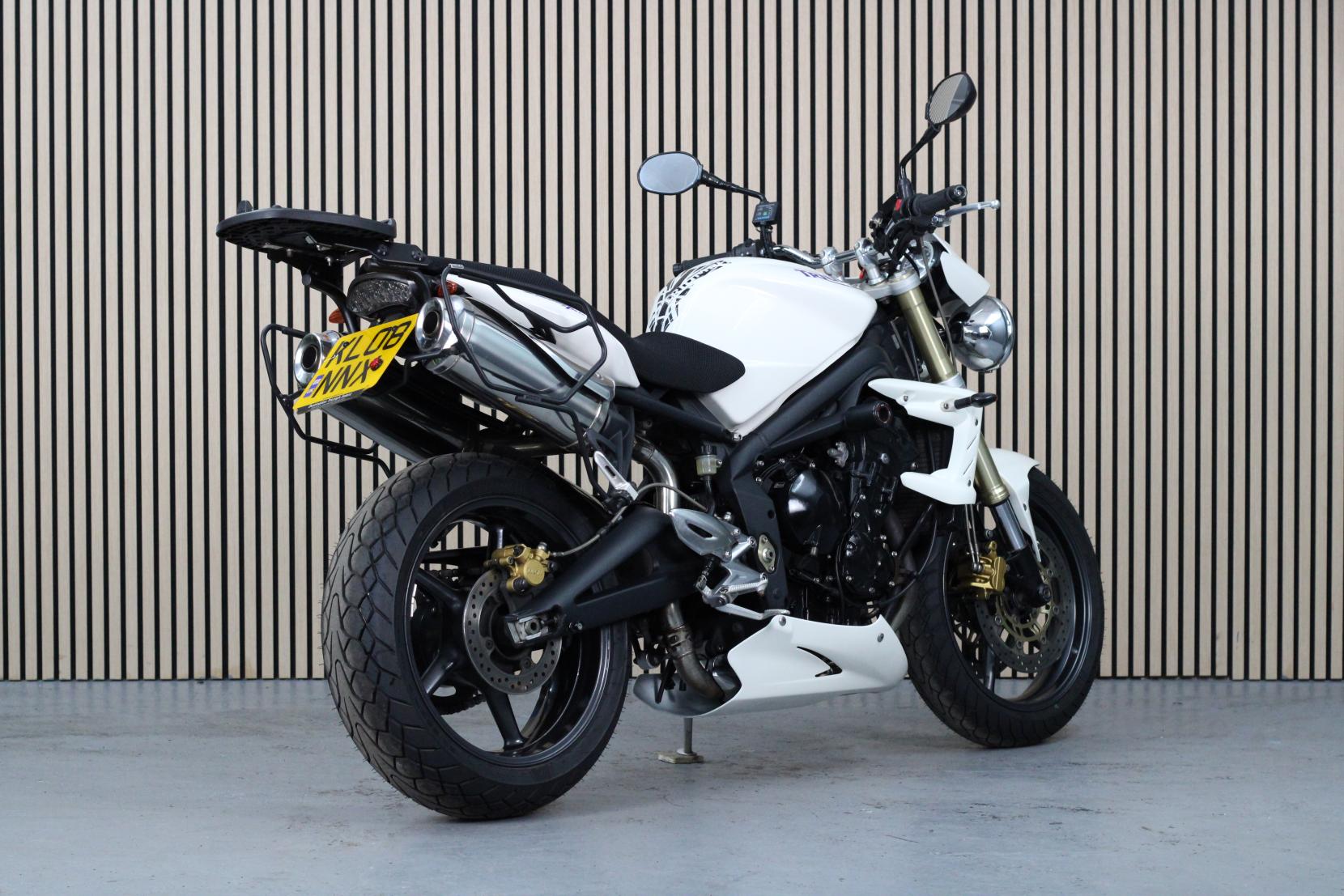 Triumph Street Triple 675 675 Naked Petrol Manual (106 ps)