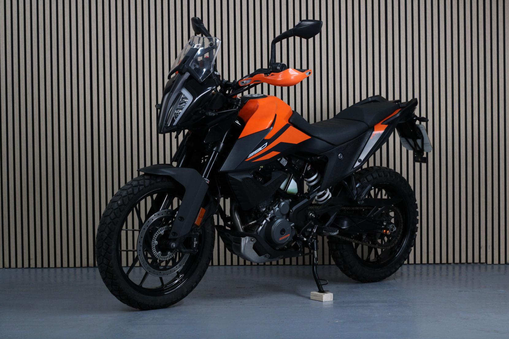 KTM 390 Adventure 390 Adventure Petrol Manual X-Ring Euro 5 (43 ps)