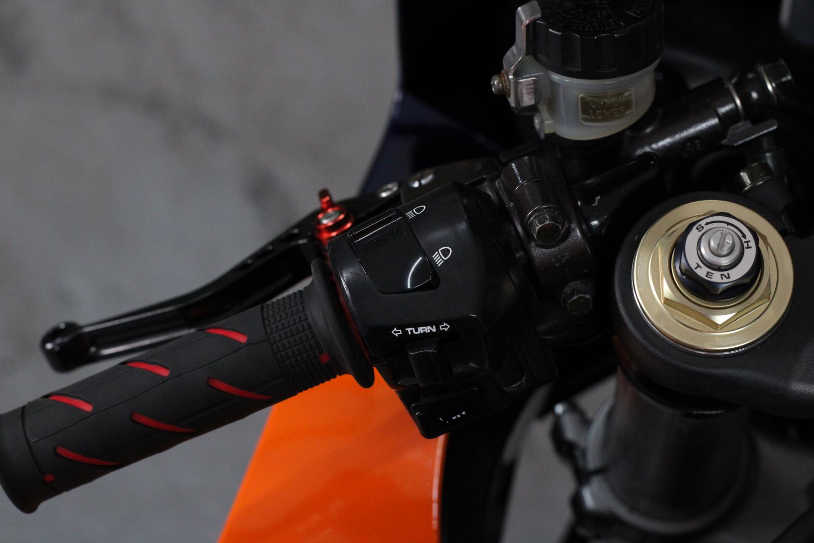 Honda CBR1000RR Fireblade 1000cc 2004