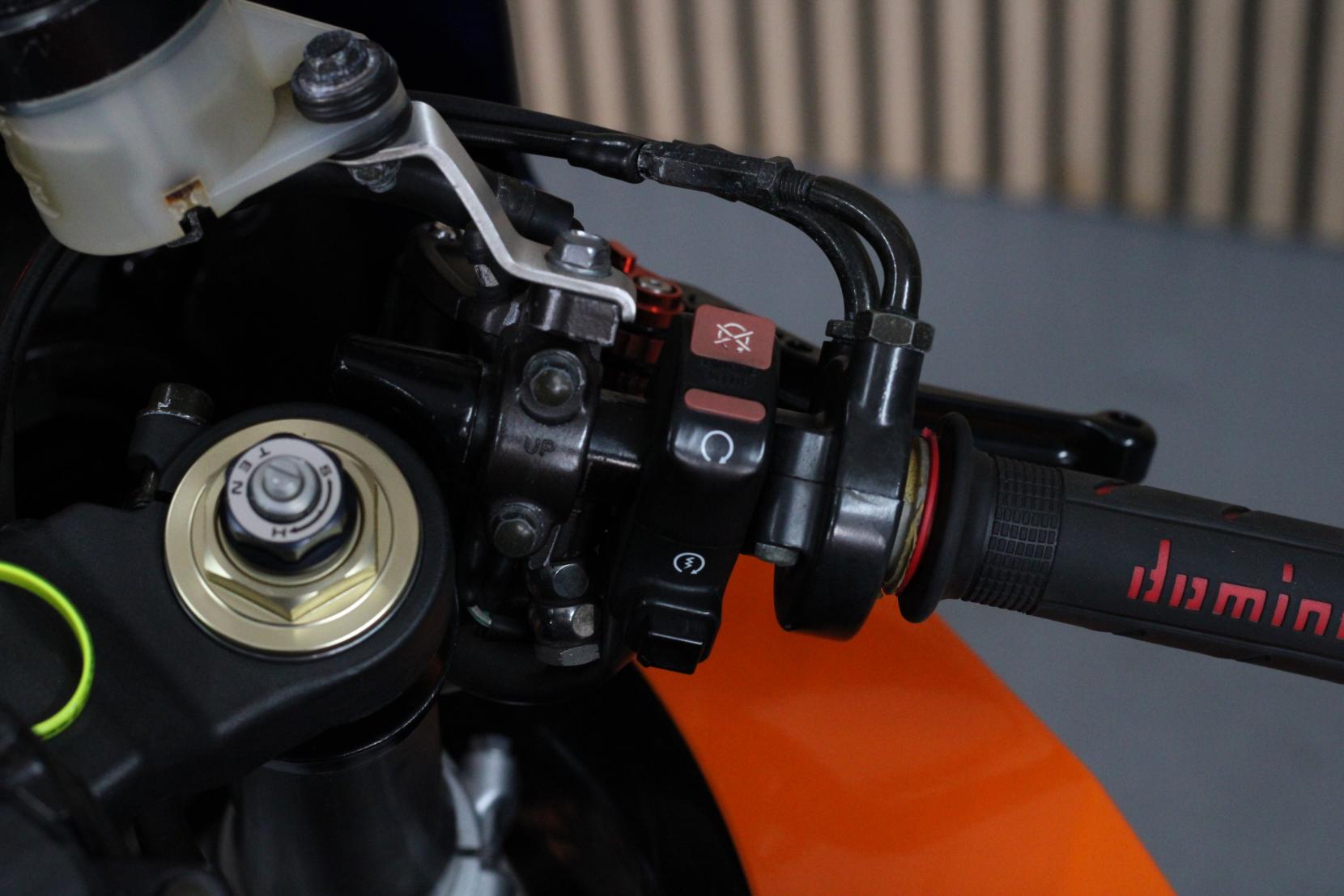 Honda CBR1000RR Fireblade 1000cc 2004