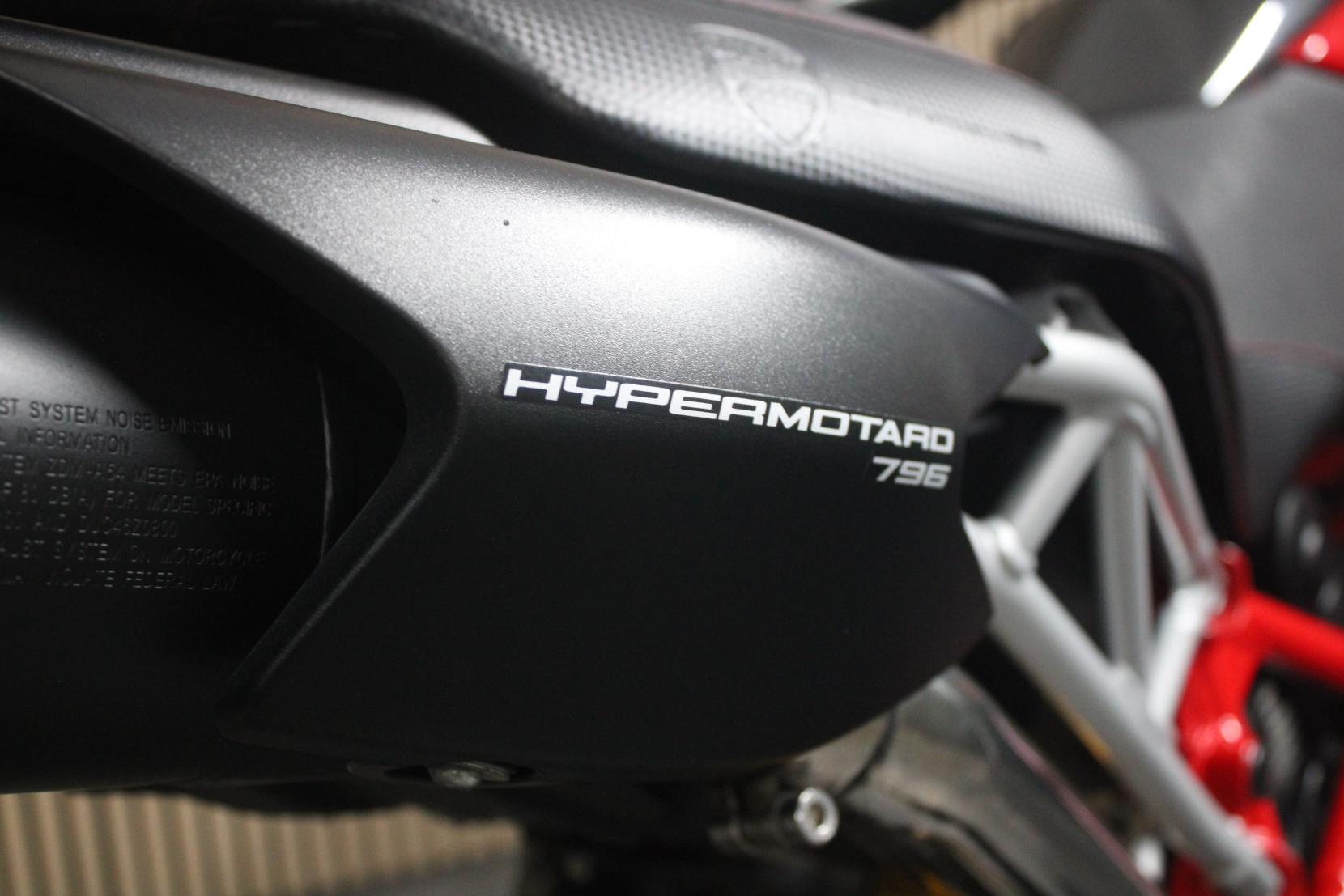 Ducati Hypermotard 796 803