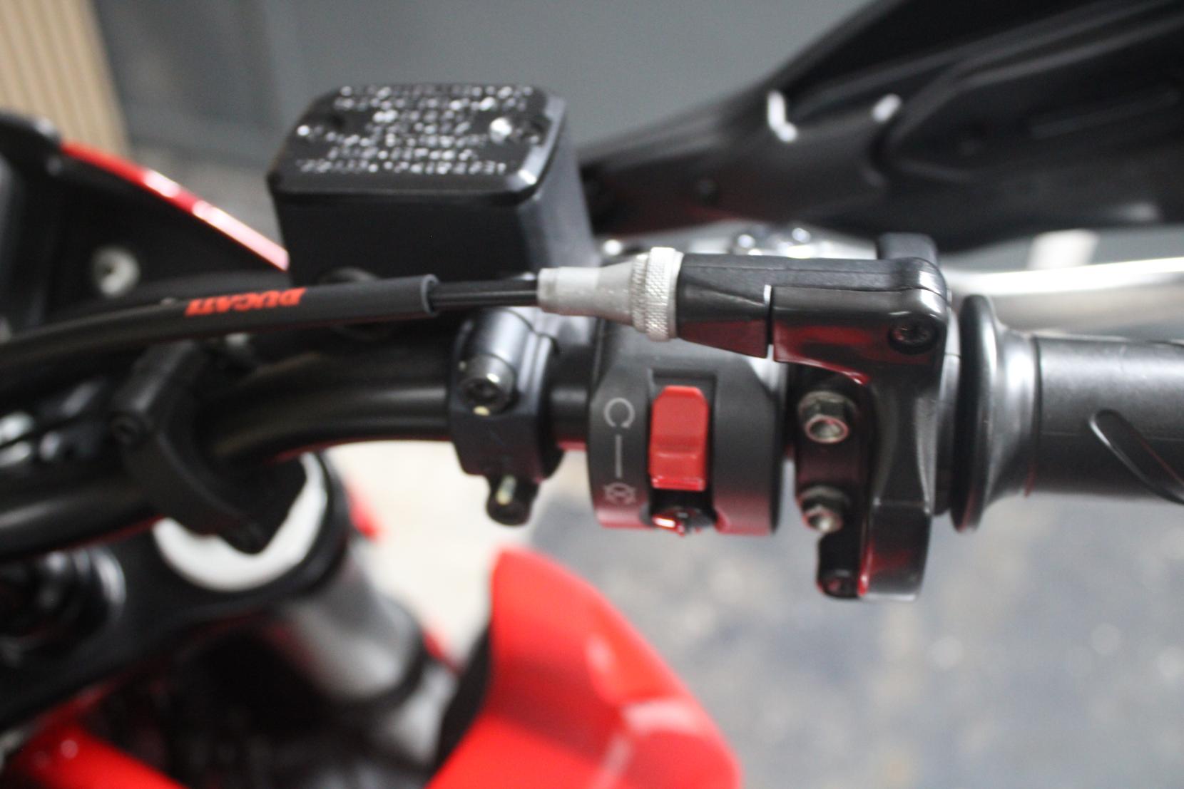 Ducati Hypermotard 796 803