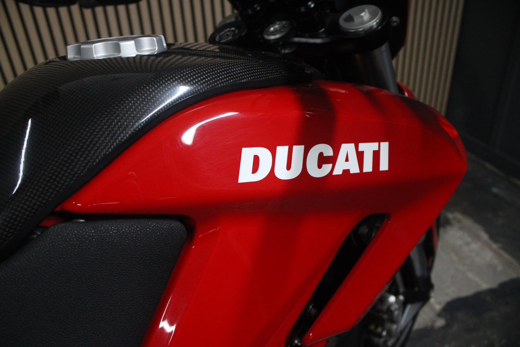 Ducati Hypermotard 796 803