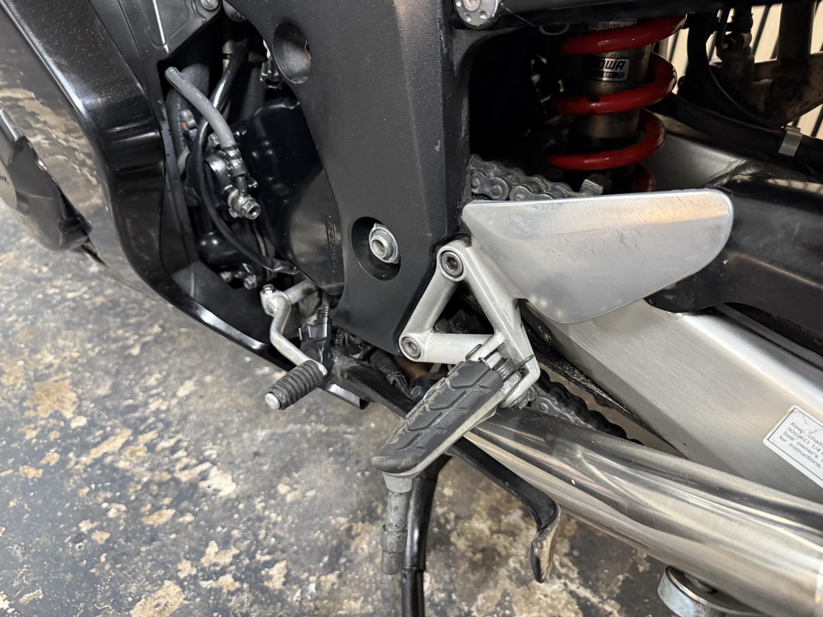 Honda CBR1100XX Super Blackbird 1100 Sports Tourer Petrol Manual (166 ps)