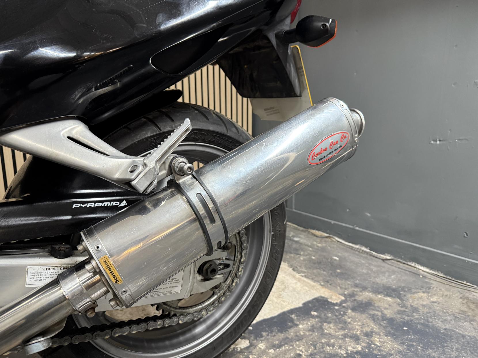 Honda CBR1100XX Super Blackbird 1100 Sports Tourer Petrol Manual (166 ps)