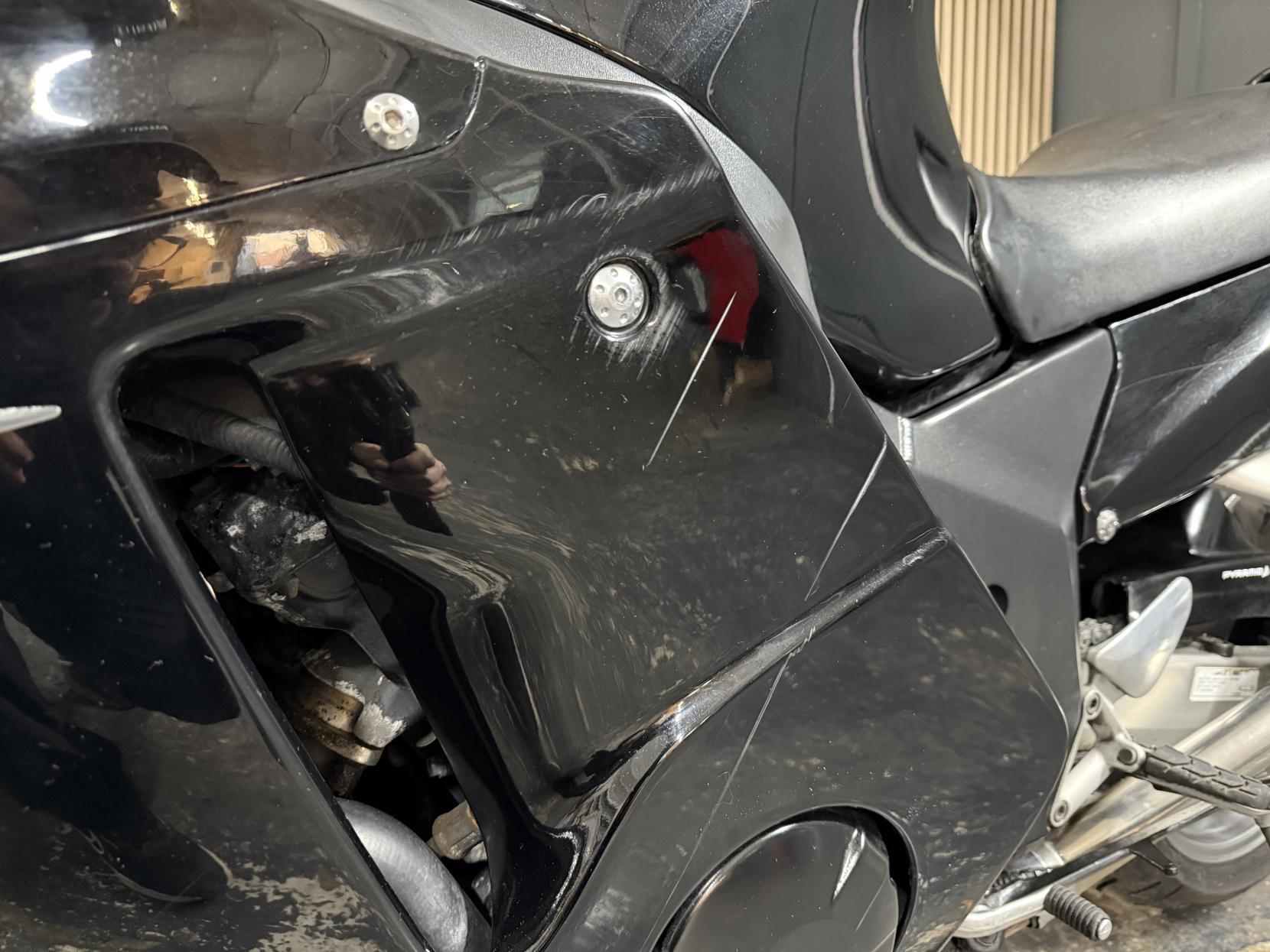 Honda CBR1100XX Super Blackbird 1100 Sports Tourer Petrol Manual (166 ps)