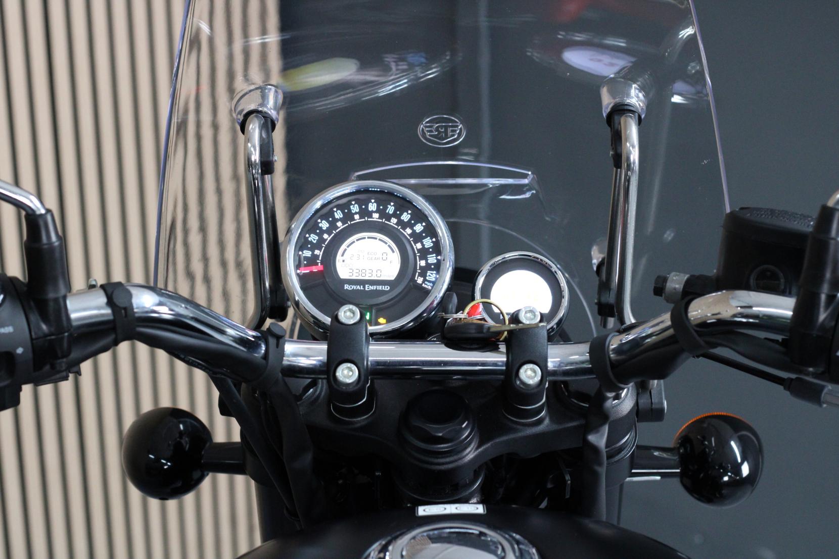 Royal Enfield Meteor 350 350 Roadster/Retro Petrol Manual Euro 5 (20 ps)