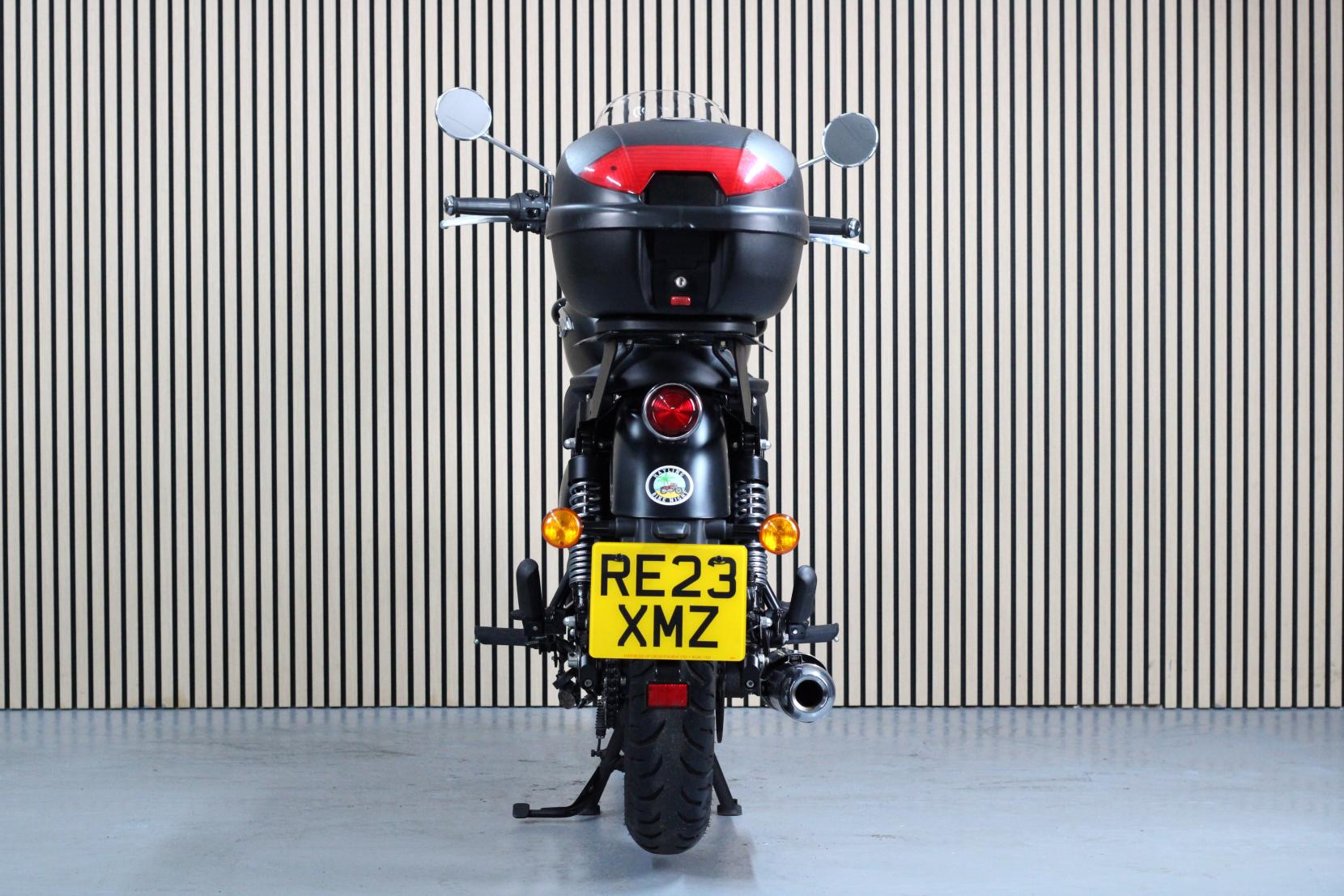 Royal Enfield Meteor 350 350 Roadster/Retro Petrol Manual Euro 5 (20 ps)