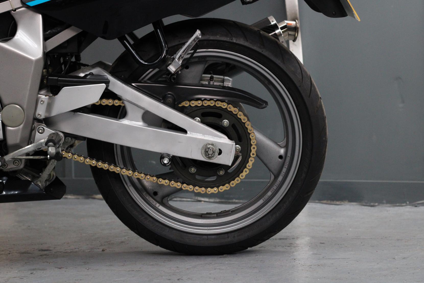 Yamaha FZR600 600 Petrol Manual (91 bhp)