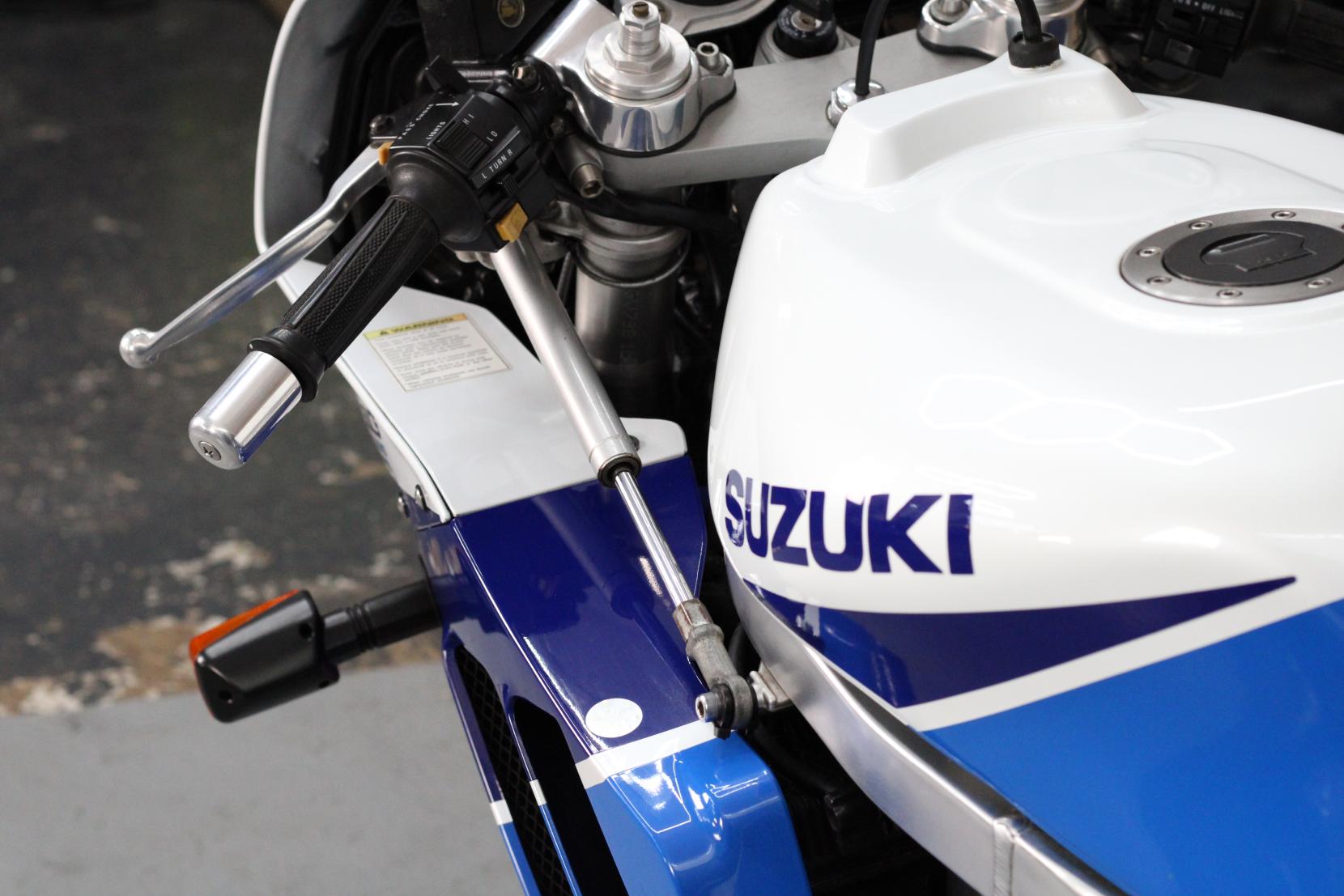 Suzuki GSX-R1100 Suzuki GSX-R 1100 (1992)