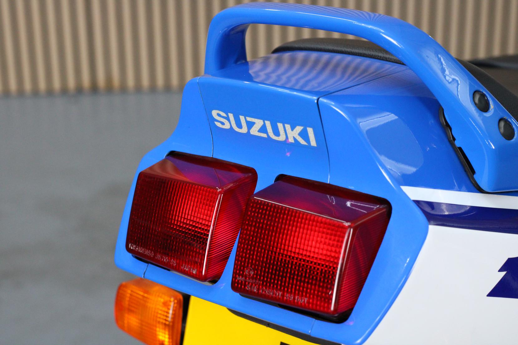 Suzuki GSX-R1100 Suzuki GSX-R 1100 (1992)