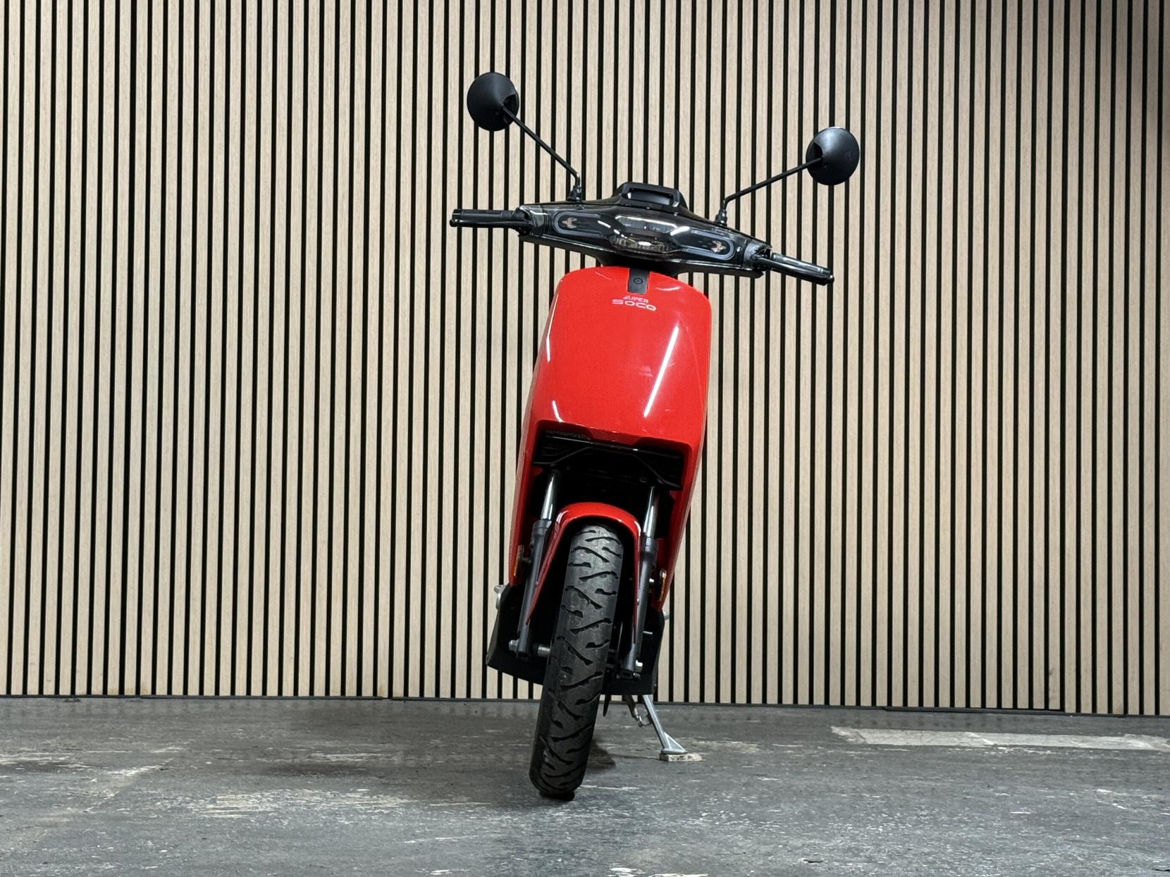 Vmoto CUx Moped Electric Automatic (4 ps)