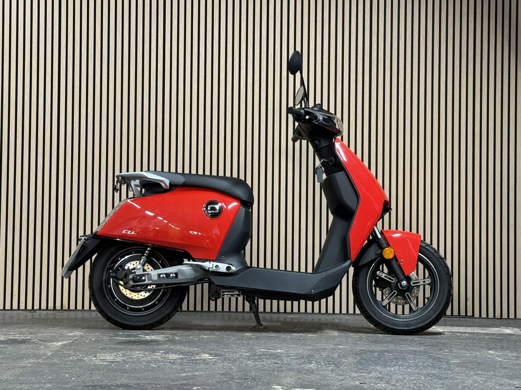 Vmoto CUx Moped Electric Automatic (4 ps)